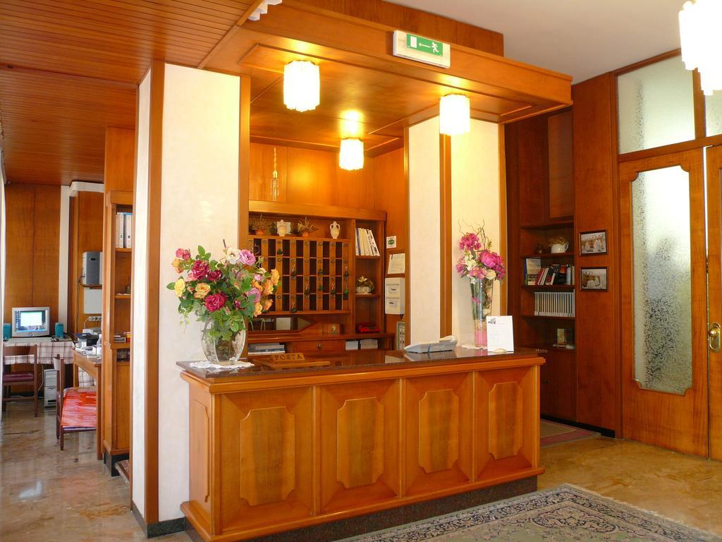 Albergo Ariston Tabiano Terme Екстер'єр фото