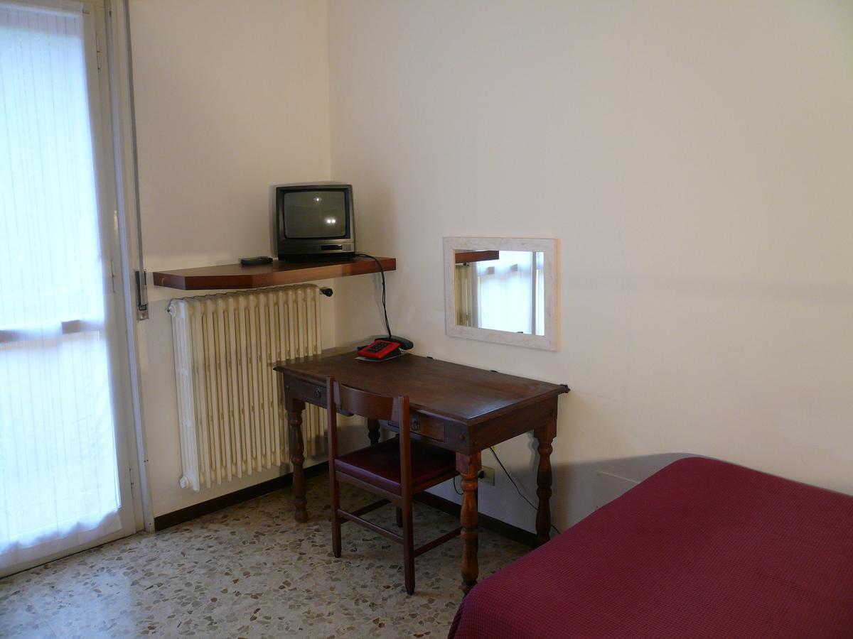 Albergo Ariston Tabiano Terme Екстер'єр фото