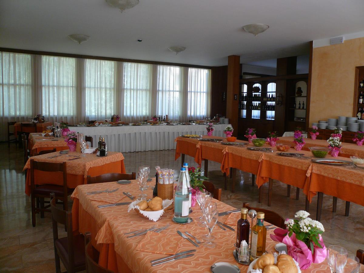 Albergo Ariston Tabiano Terme Екстер'єр фото