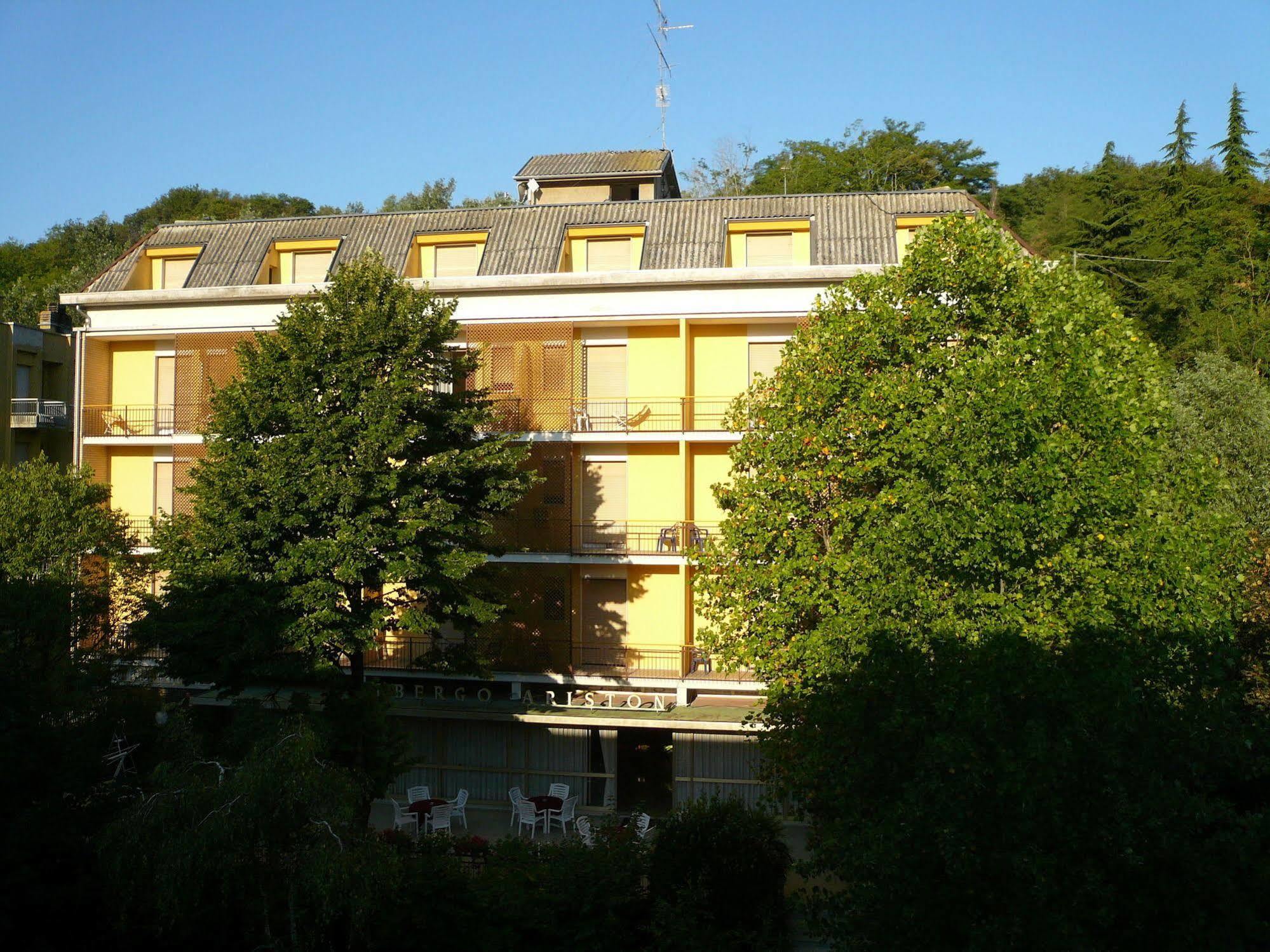 Albergo Ariston Tabiano Terme Екстер'єр фото